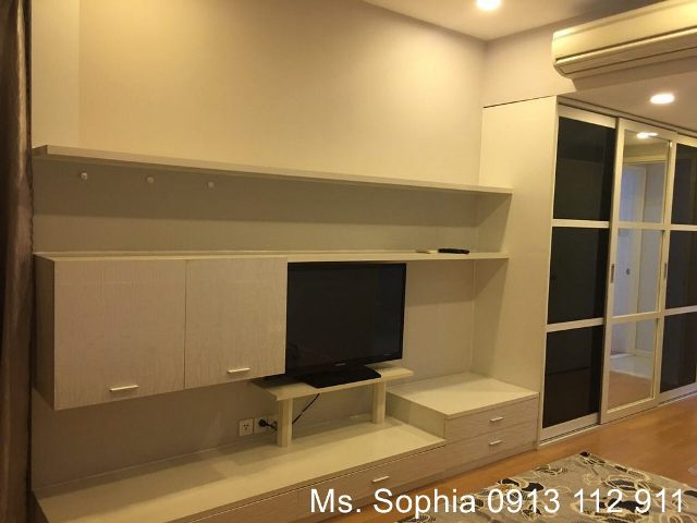 Apartment with nice design, high floor, 5 mins to the center for rent