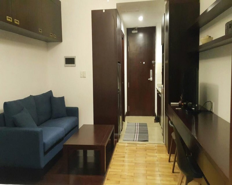For rent high floor, corner apartment in Binh Thanh district