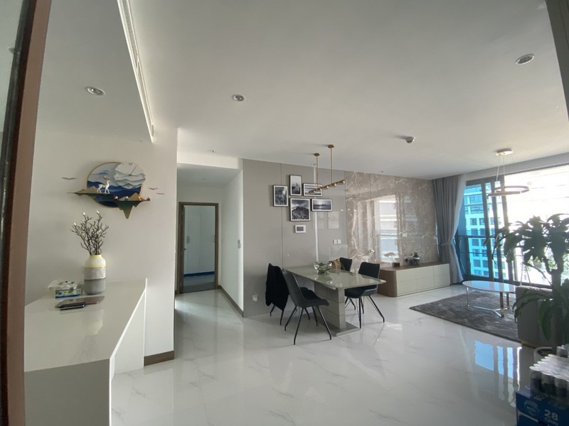 Sunwah Pearl 2 Bedrooms, best price, furnished for rent 