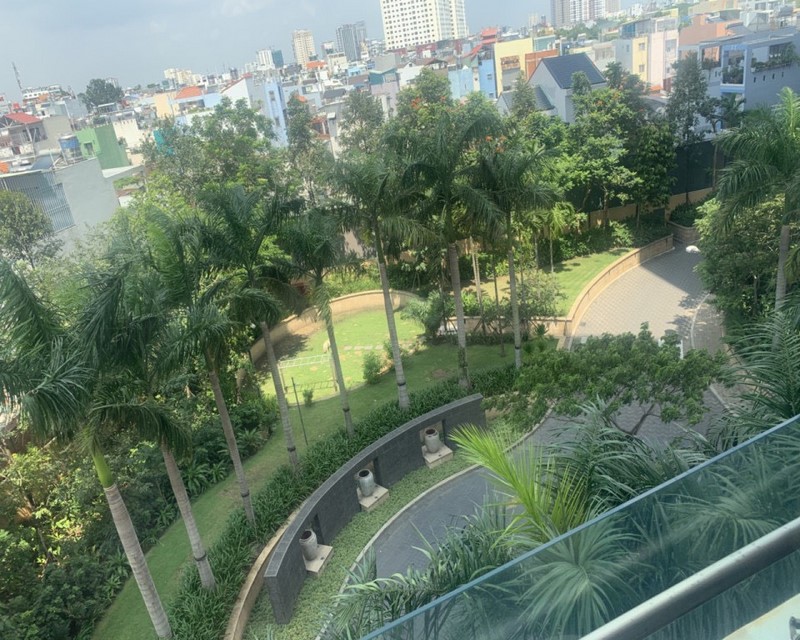 For rent luxurious City Garden apartment, close to District 1