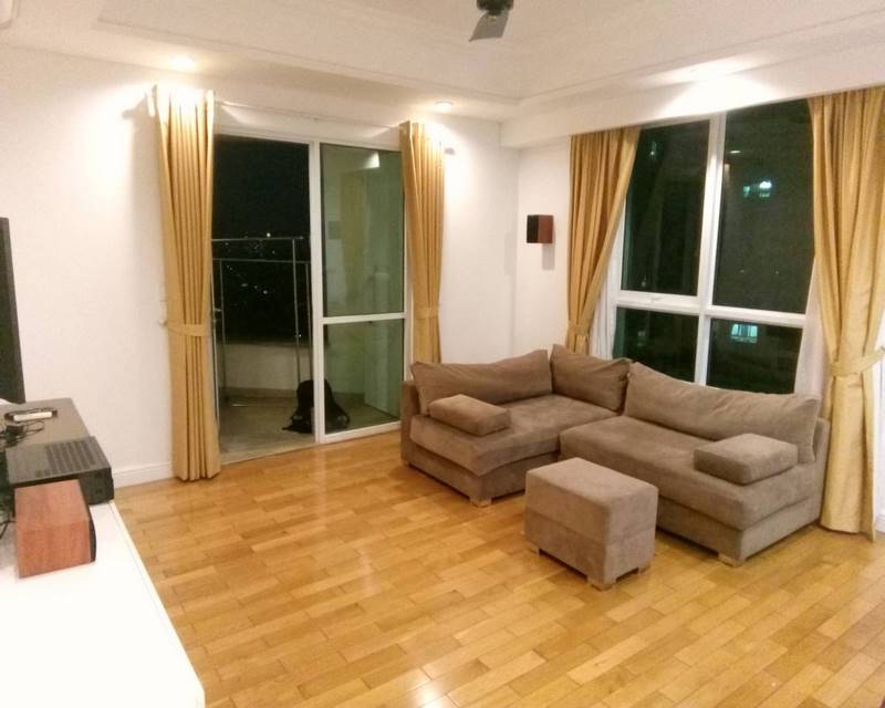 For rent The Manor apartment, 1 bedroom with balcony