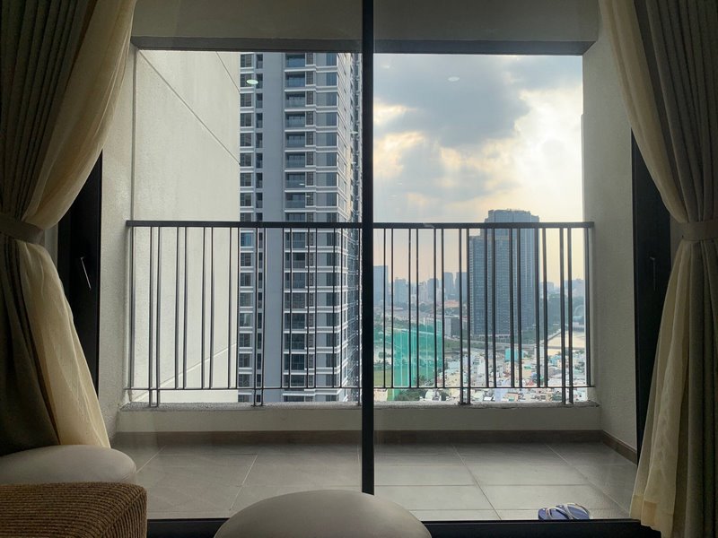 2 Bedrooms in Opal Saigon Pearl, modern furniture for rent 