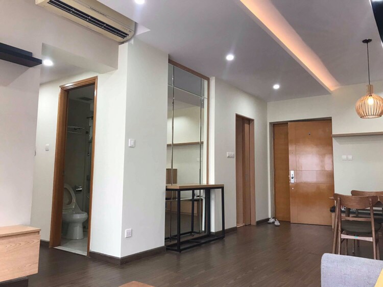Nice-decorated apartment in Saigon Pearl for rent