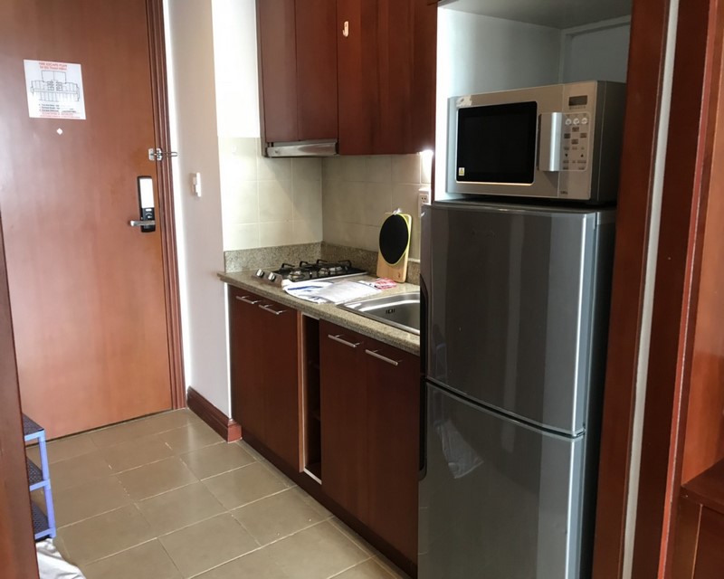 Cheap Studio apartment in The Manor, close to District 1 for rent