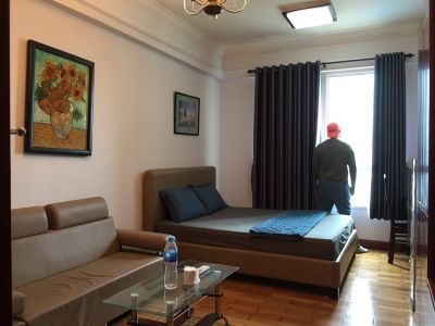 Cheap apartment for rent in The Manor, Binh Thanh District  