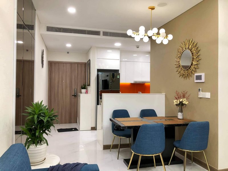 Luxurious one-bedroom apartment in Sunwah Pearl for rent 
