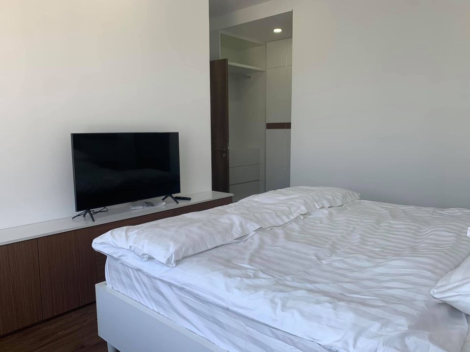 Great 2-bedroom apartment in Opal Saigon Pearl for rent