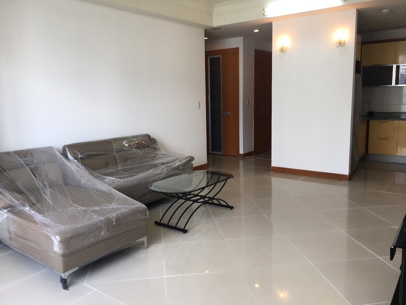For rent apartment 2 bedrooms, high floor, Binh Thanh District