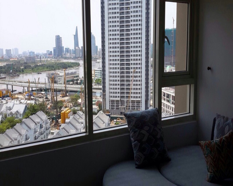 Luxurious apartment, 2 bedrooms, nice view in Saigon Pearl for rent