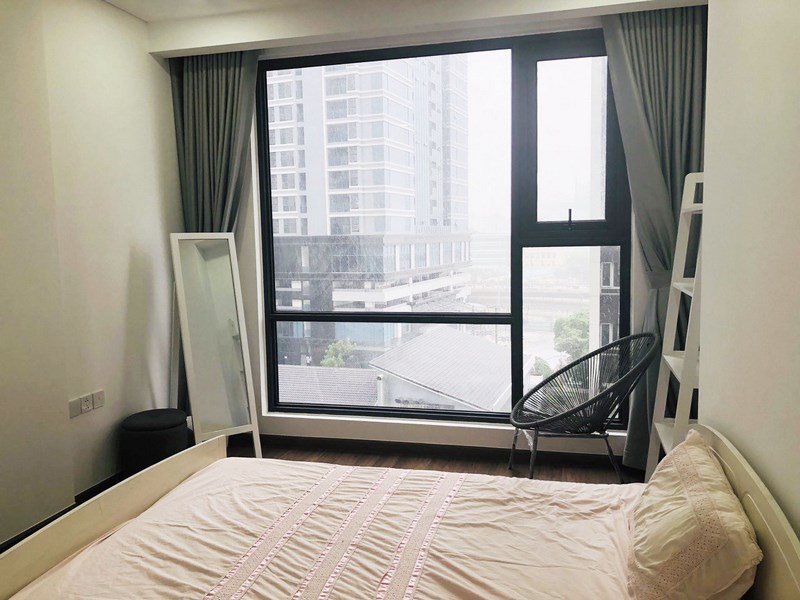 For rent apartment with balcony in Binh Thanh district 