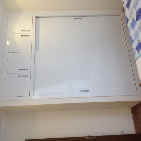Apartment with nice view, 1 bedroom, big riverside park, close to Dist 1