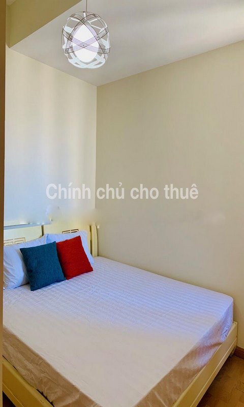 Apartment for rent close to Saigon bridge