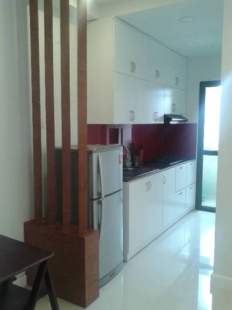 For rent apartment convenient traffic, quiet space