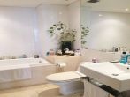 Apartment for rent on Nguyen Thi Minh Khai st, the center of dist 1 thumbnail