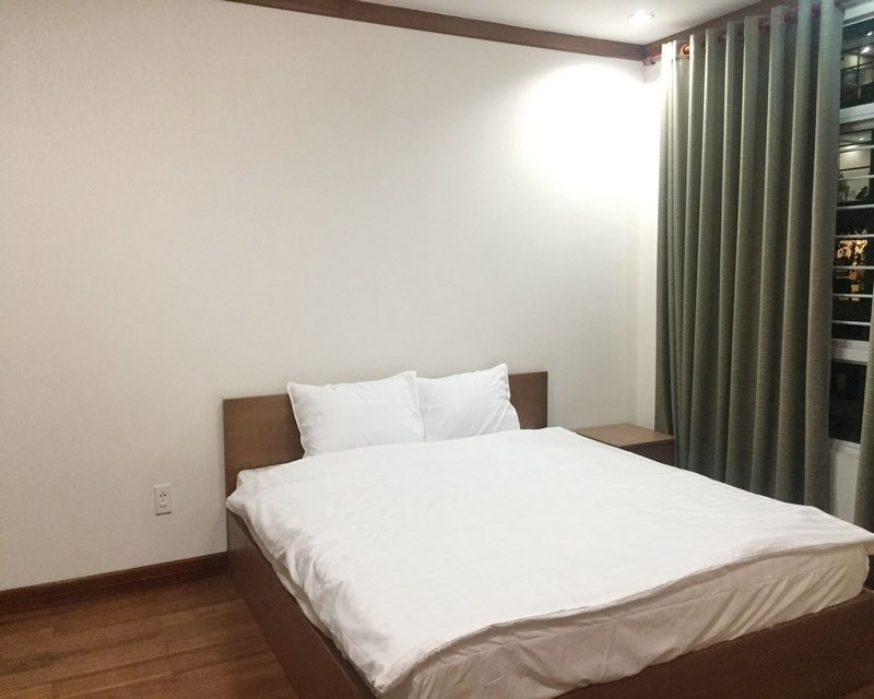 4 bedrooms apartment for rent good location, fully amenities