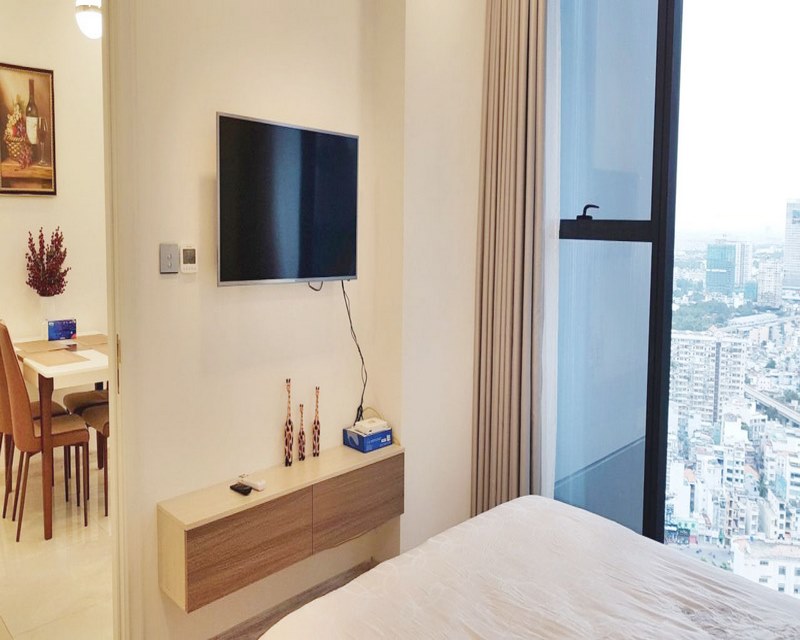 For rent Vinhomes Golden River in district 1, 1 bedroom