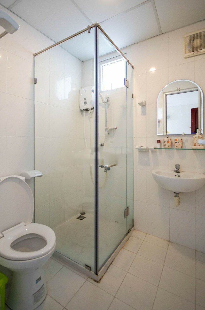 Apartment for rent convenient to go to the center district 1