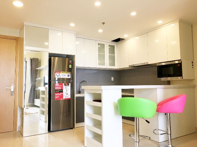 Apartment with 1 bedroom for rent, high floor, big mall, swimming pool