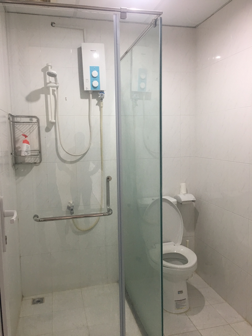 High floor apartment for rent 1 bedroom,close to District 1