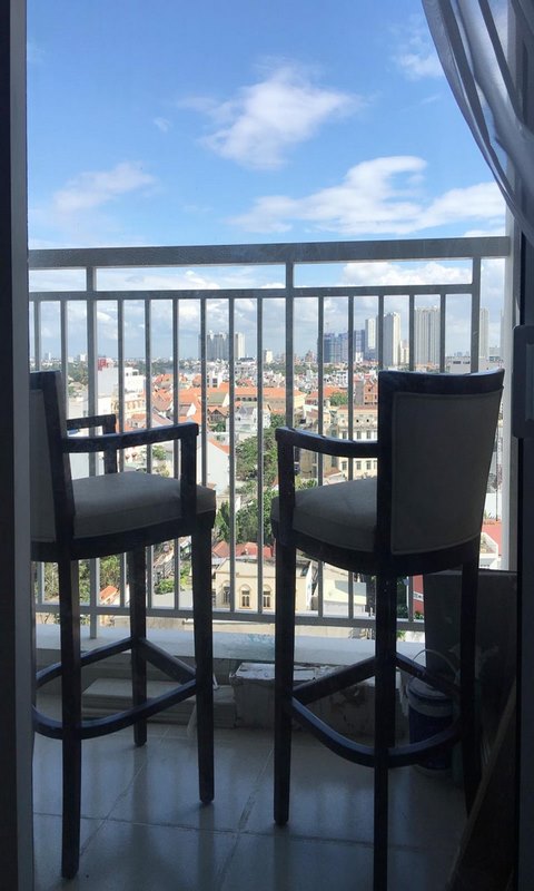Apartment for rent river view, Vincom Mega Mall.